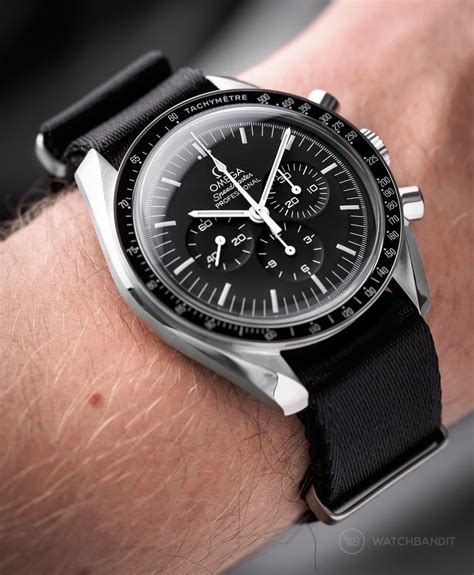 omega speedmaster on nato strap